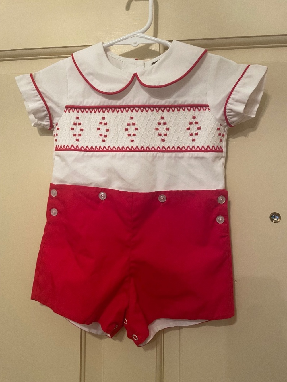 NWOT Christmas Romper 6 Months